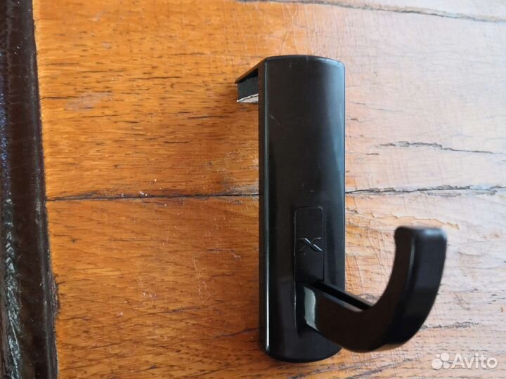 Держатель для наушников