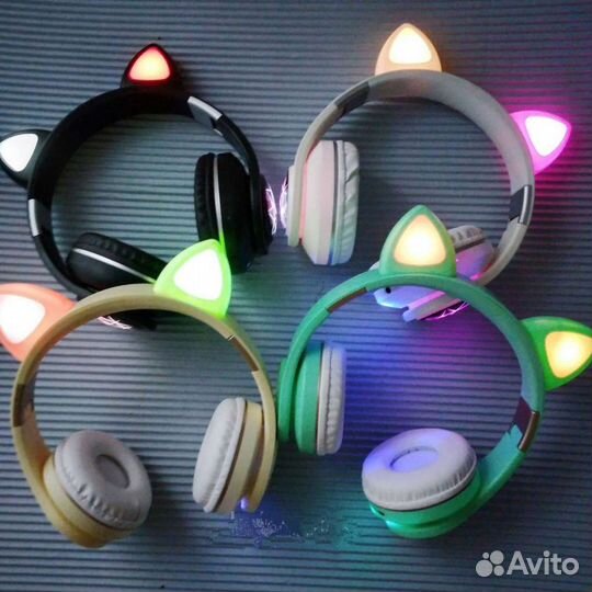 Наушники со светящимися ушками кошки