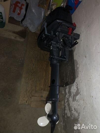 Лодка Флагман 320 с мотором yamaha 5