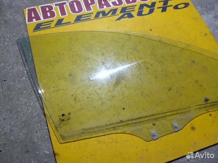 Стекло двери передней правой для Kia Rio 2003г
