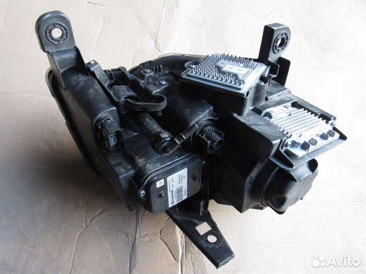 Фара левая, Jeep Grand Cherokee WK2 2016