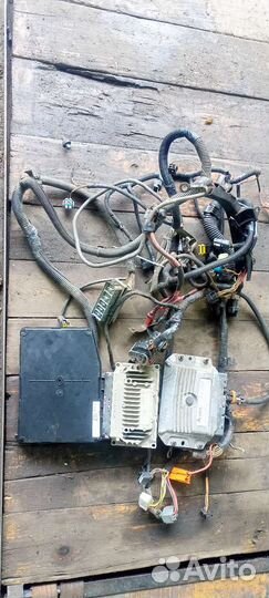 Блок управления двиг. renault сценик2 1.6л АКПП