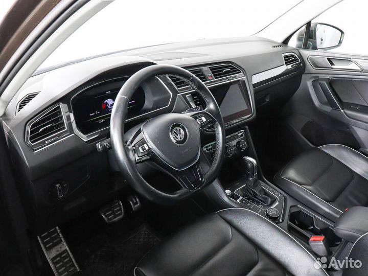 Volkswagen Tiguan 2.0 AMT, 2018, 106 310 км