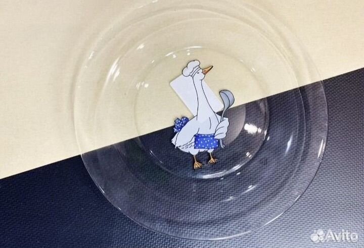 Новая тарелка стекло диаметр 19,6 см