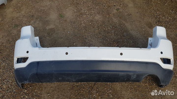 Задний бампер Гранд Чероки wk2