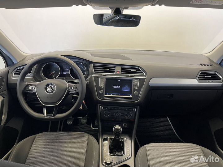 Volkswagen Tiguan 1.4 МТ, 2017, 204 036 км