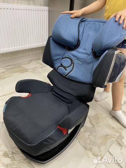 Детское автокресло (cybex)