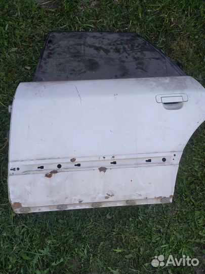 Двери Ауди 100