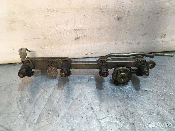 Рампа топливная Honda Civic Ferio D15B 2001