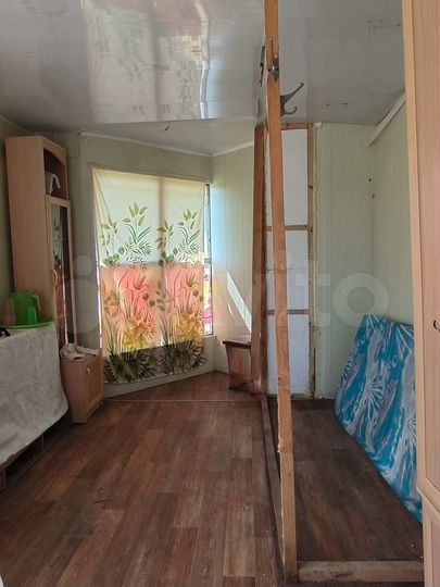 Дача 12 м² на участке 10 сот.