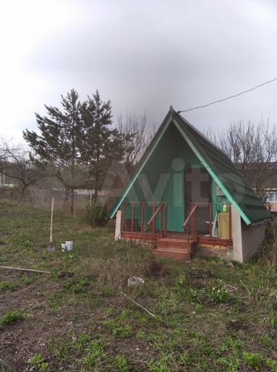 Дача 20 м² на участке 5 сот.