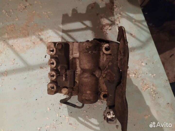Блок абс тойота королла Е110