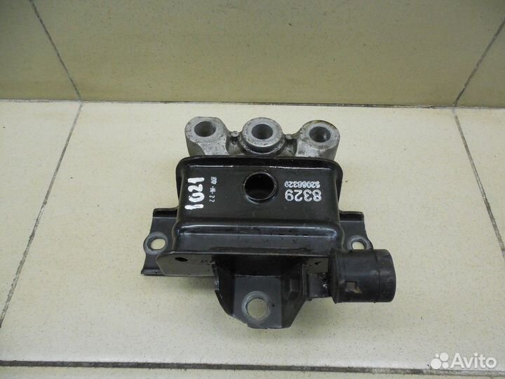 Опора двигателя правая Aveo (T300) 2011