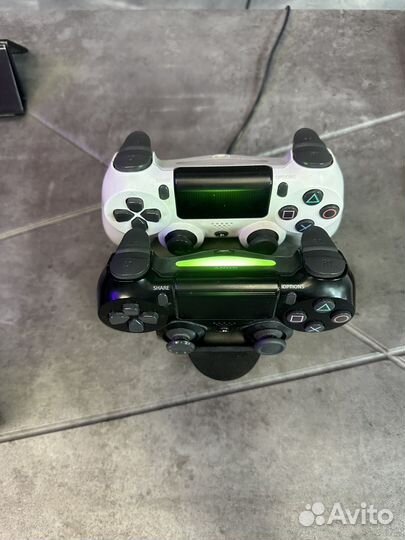 Игровая приставка ps4pro