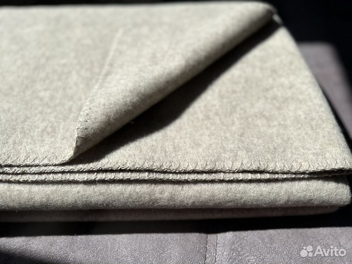 Одеяло тканое из шерсти мериноса 150/200