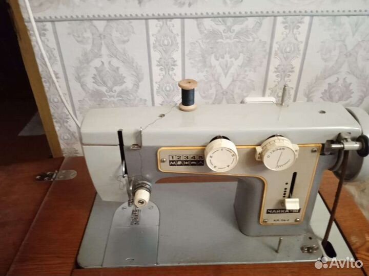 Швейная машина Чайка 3