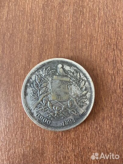 Монета 1 песо