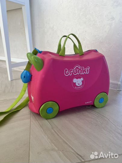 Детский чемодан trunki