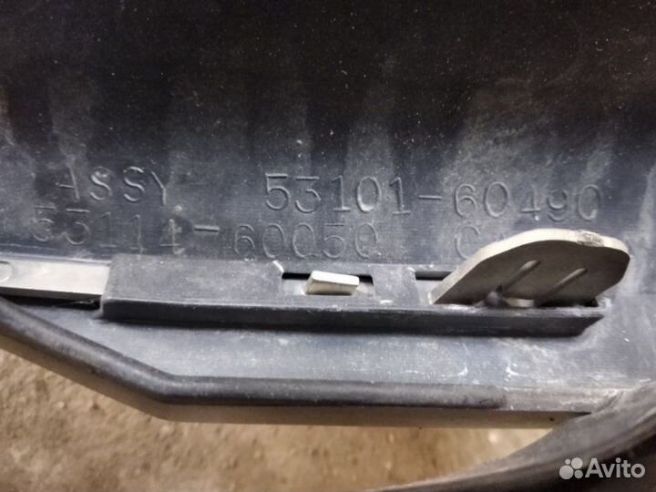 Решетка радиатора Toyota Land Cruiser 200 2008+