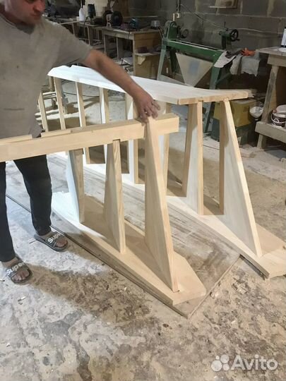 Лестница из дерева,сосна