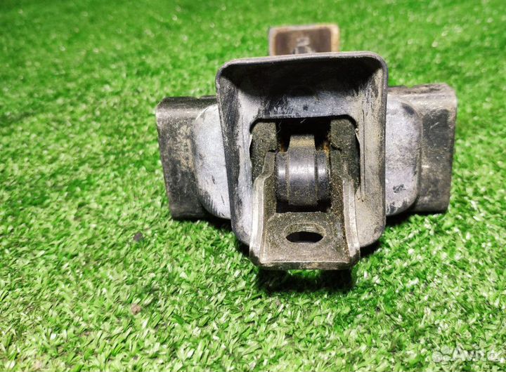 Ограничитель двери Land Rover Range Rover