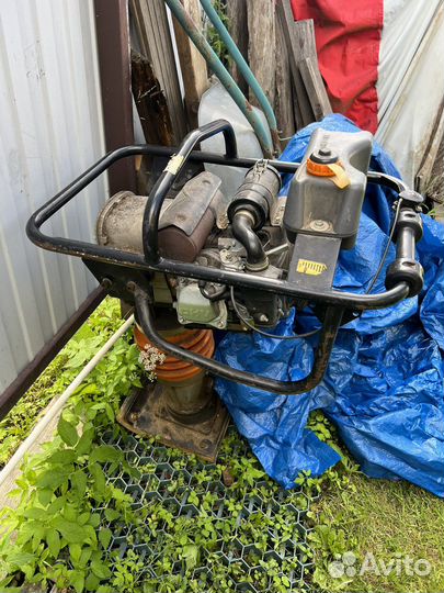 Вибротрамбовка шлеп нога