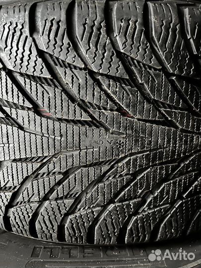 Nokian Tyres Hakkapeliitta R2 245/40 R18 97R