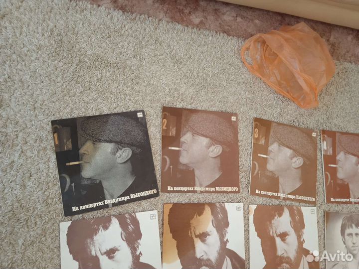 Коллекция пластинок Высоцкого