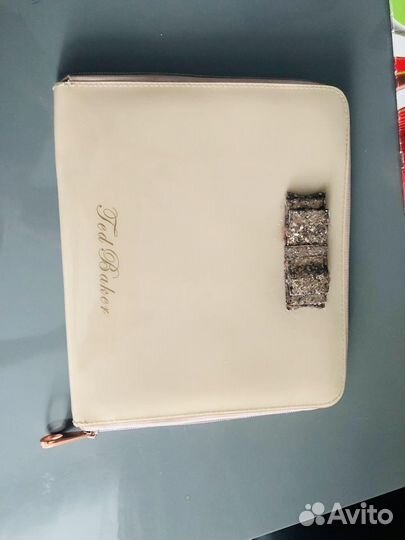 Чехол для планшета