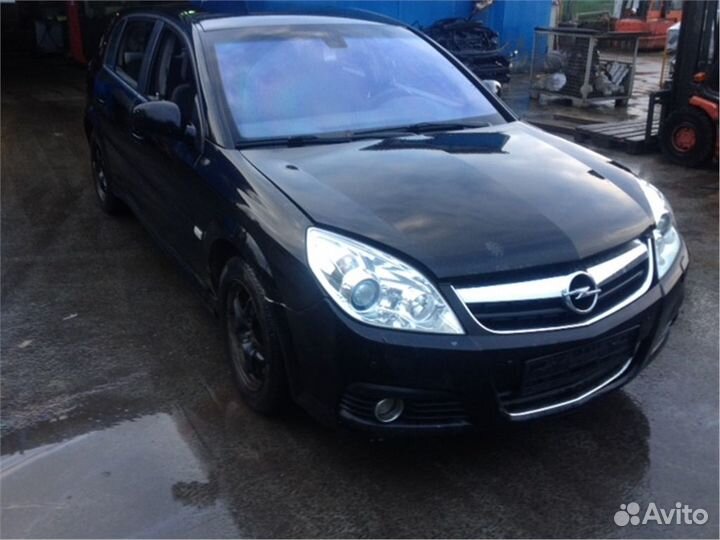 Разбор на запчасти Opel Signum