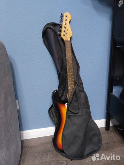 Электрогитара