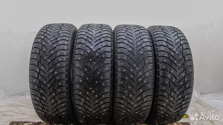 Nokian Tyres Hakkapeliitta 10p SUV 215/65 R16 102T