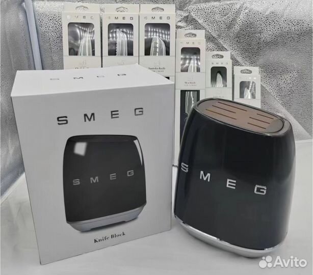 Чёрный набор ножей Smeg