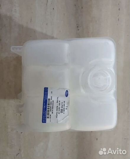 Бочок расширительный на Фокус 3 (оригинал)