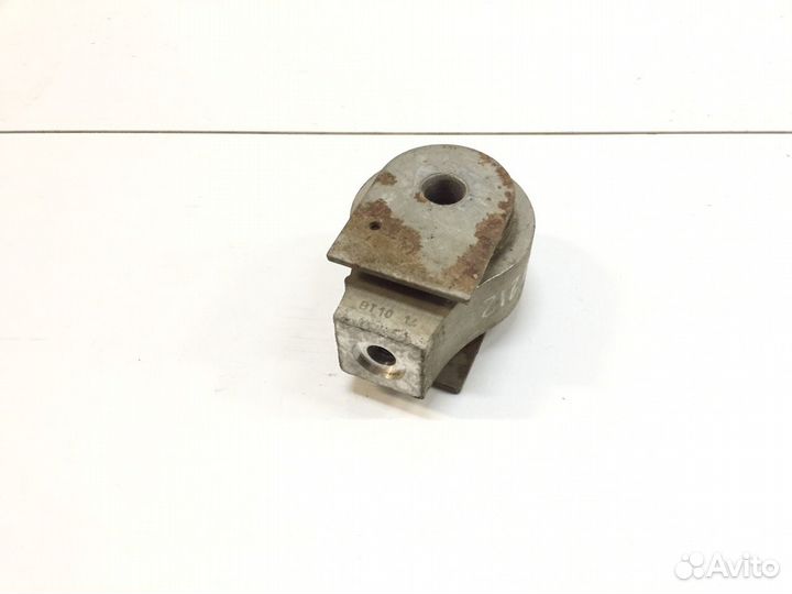 Mercedes W212 мерседес Крепление Опора Двигателя