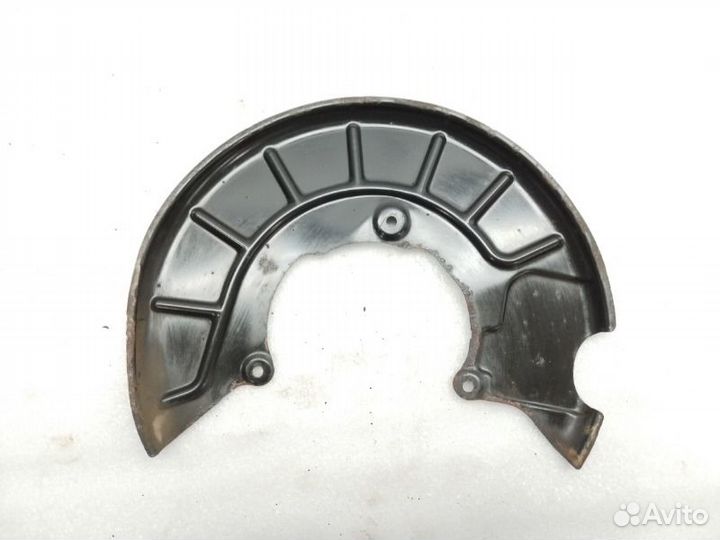 Пыльник тормозного диска передний правый Skoda