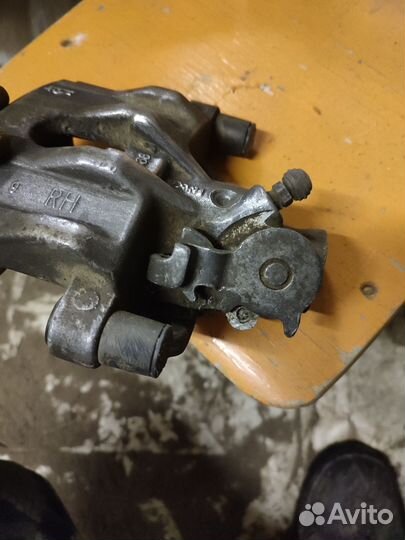 Суппорт на Форд focus 2