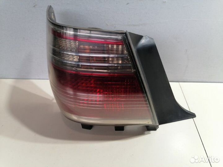 Стоп-сигнал левый Toyota Crown GS171 1GFE