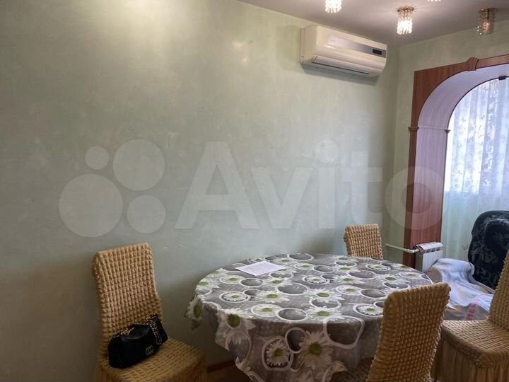 2-к. квартира, 73,8 м², 8/9 эт.