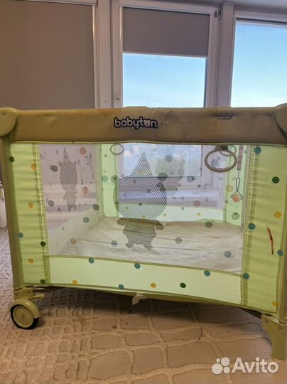 Манеж детский складной