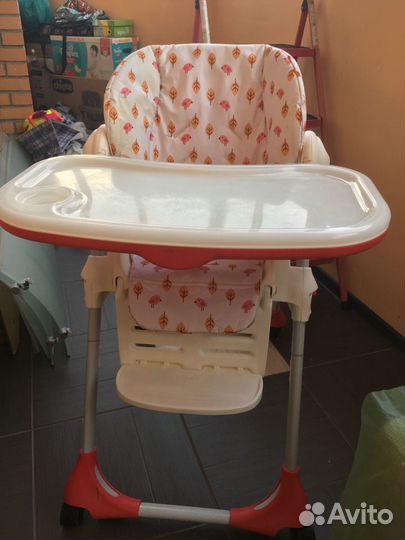 Стульчик для кормления Chicco Polly