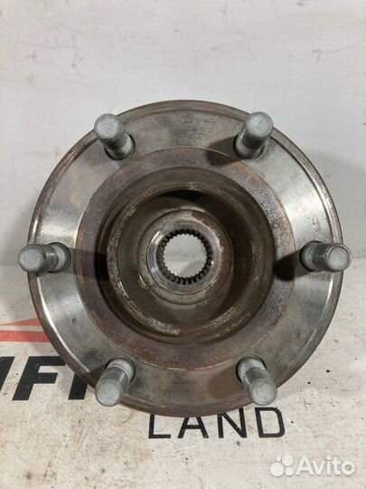 Ступица передняя Infiniti Qx80/Qx56 Z62