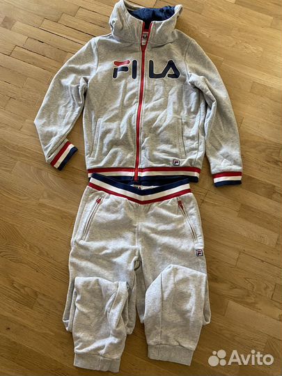 Костюм спортивный