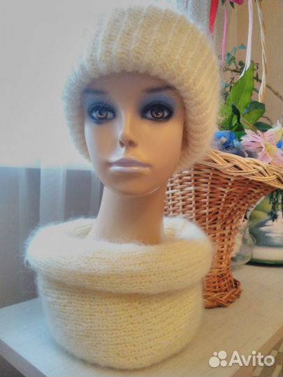 Комплект шапка+ снуд. Новый