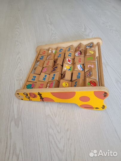 Развивающие игрушки Азбука