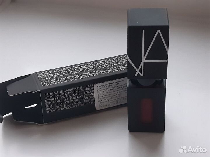 Пигмент для губ,помада Шисейдо