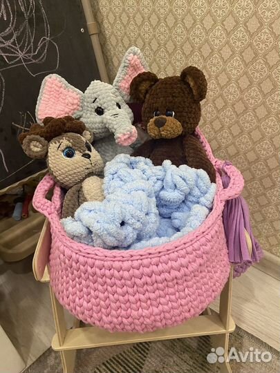 Вязанная люлька для кукол