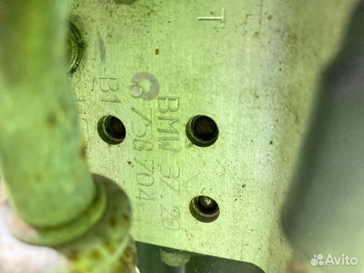 Блок клапанов гидроподвески передний Bmw 7 E65 N62