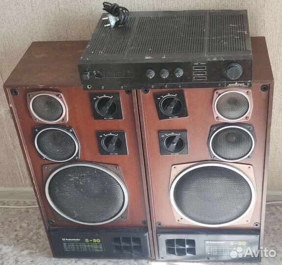 Комплект колонки с усилителем