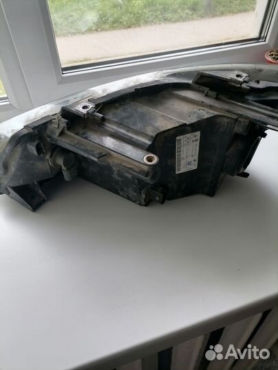 Фара правая на Фольксваген polo